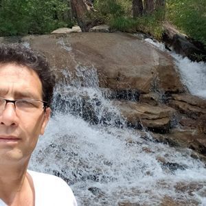 Meet your Posher, Aziz